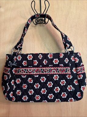 Vera Bradley Pirouette (Retired 2010) Gabby Satchel. Black Floral Print. NWOT